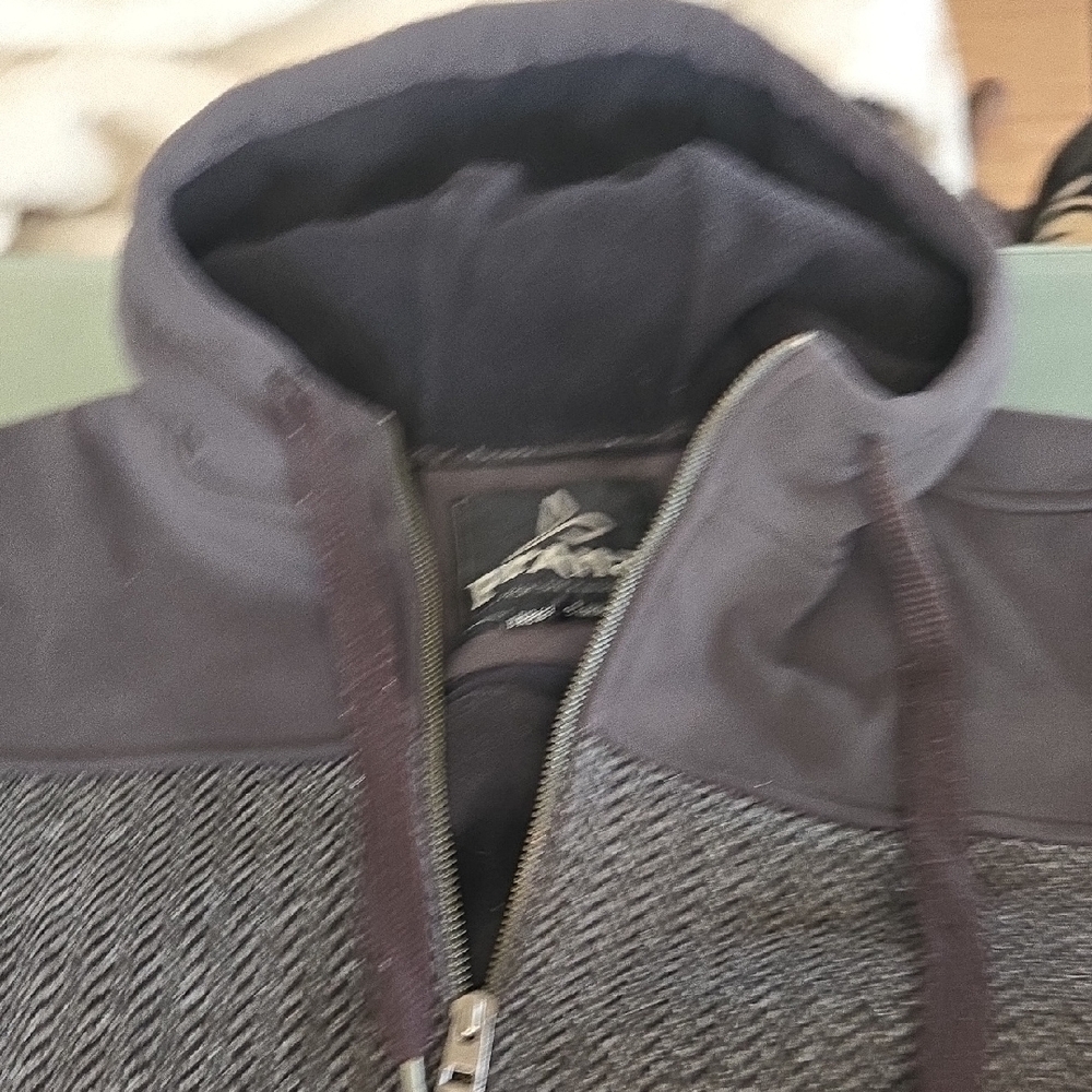 Prana Black Logo Patch Jacket Label - image 6